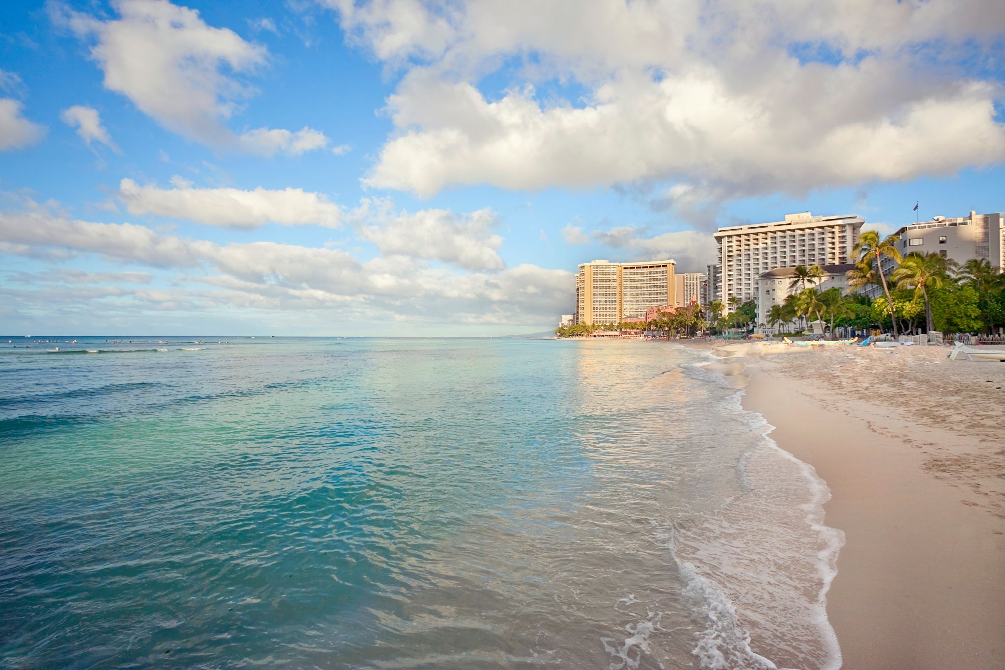 outrigger beach comber