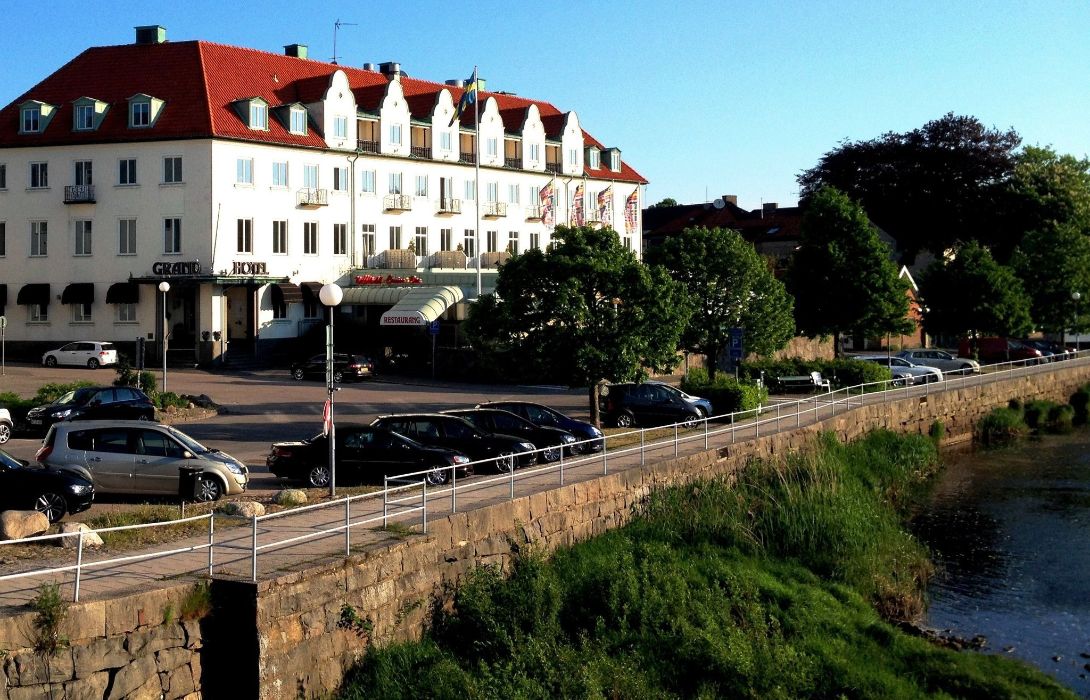 Grand Hotel Incentive Hotels Conference Venues micebook