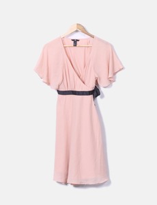 Vestido nude volantes H&M