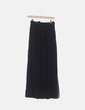 Falda larga fluida negra detalle cinturón Bershka