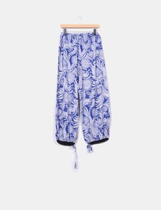 Pantalón bombacho azul y blanco Hoss Intropia