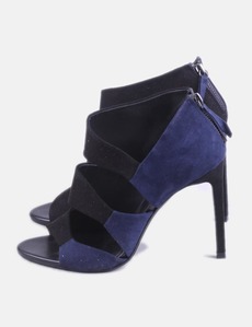 Mujer En Rawqrvxc7 Online Rebajas Compra 80 Zara De Zapatos UVpzMS