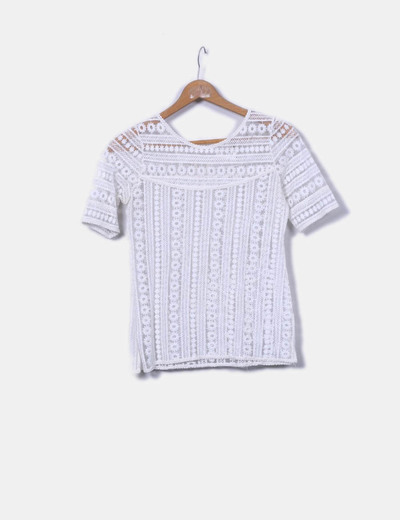 tee shirt blanc avec dentelle