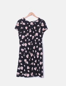Vestido negro floral Billie & Blossom