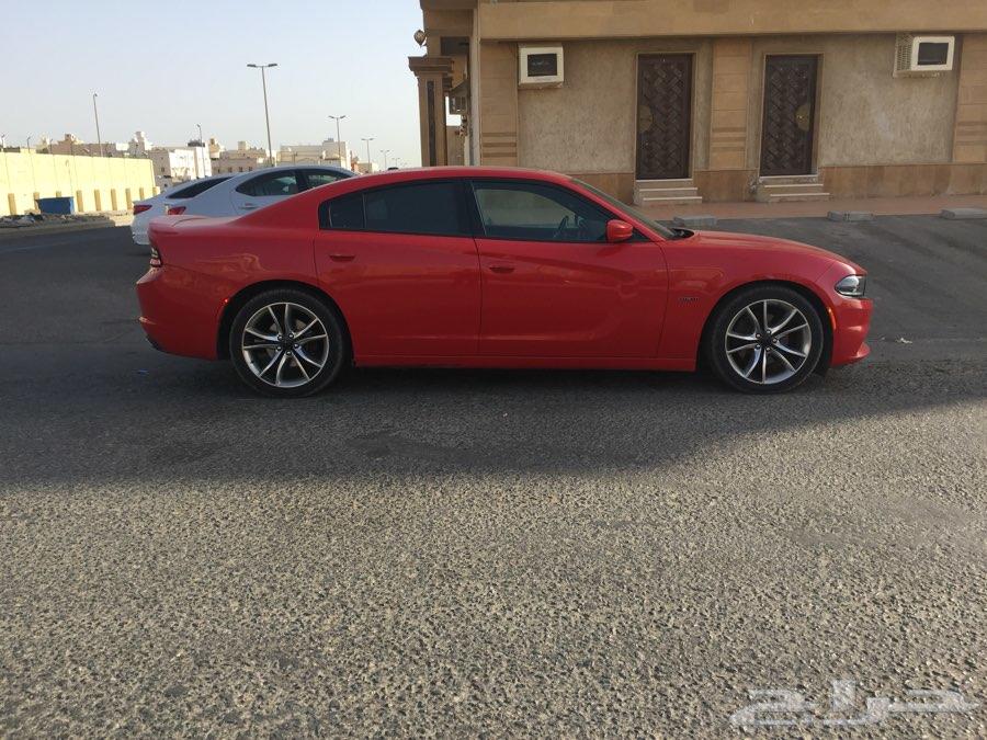 للتنازل دودج تشارجر RT 2015