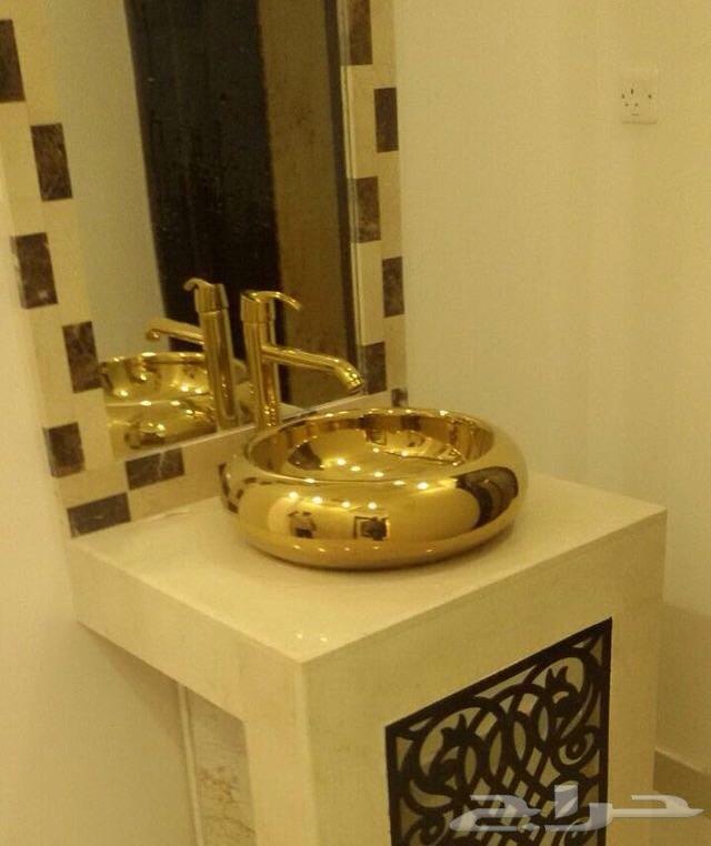 مغاسل رخام طبيعي وجدران حجر ديكور