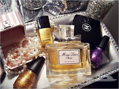 اي عطر تبيه عندناء بسعر الجمله لاتفوتك