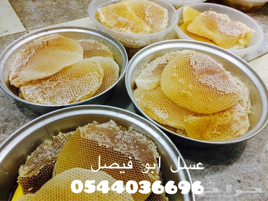 عسل بلدي من مناحلي لمن يريد الجوده