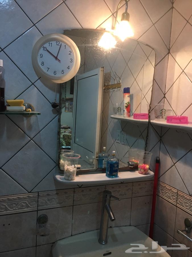 غرفة في شقة مفروشة (عزاب) Room For Rent غرفة في شقة مفروشة (عزاب) Room For Rent