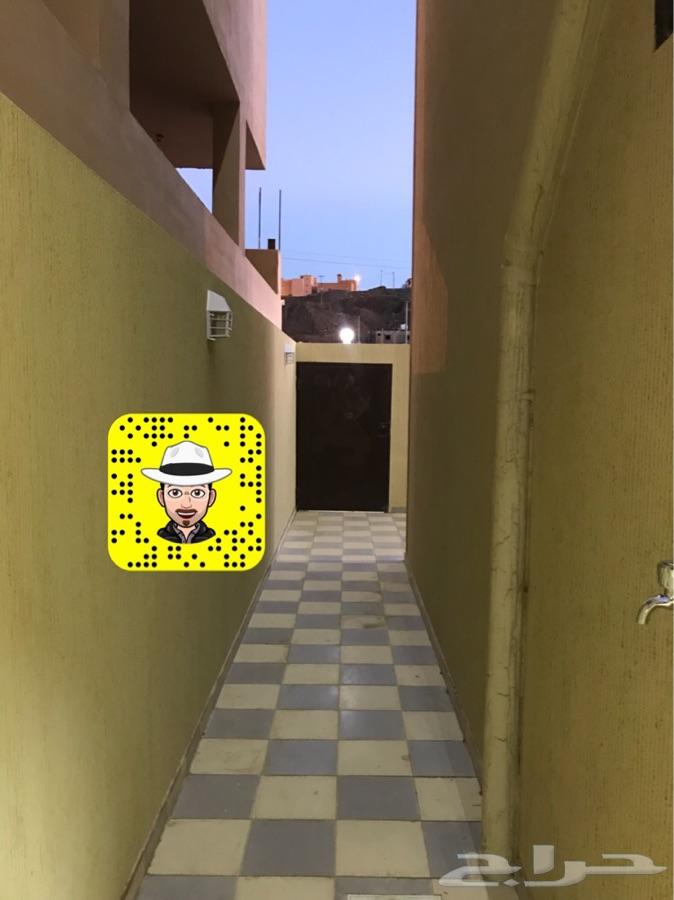 أدوار للبيع 8 غرف أبها