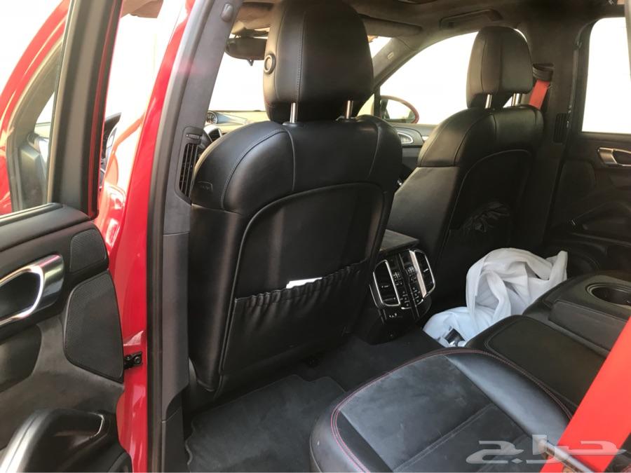 Porsche Cayenne GTS Red Color Model 2014