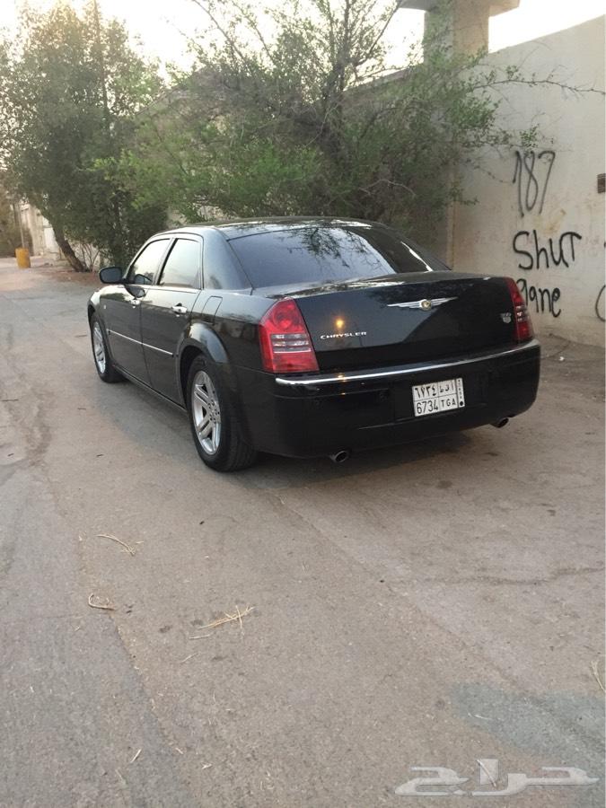 كرايسلر هيمي اسود 2006 للبيع