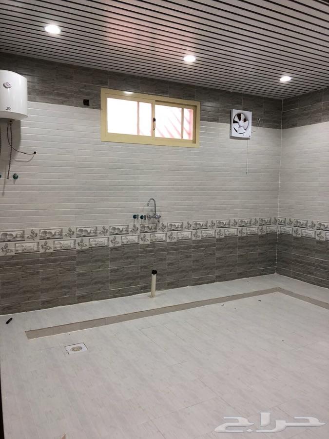 للبيع دور ارضي تأسيس دورين حي الجبل حائل