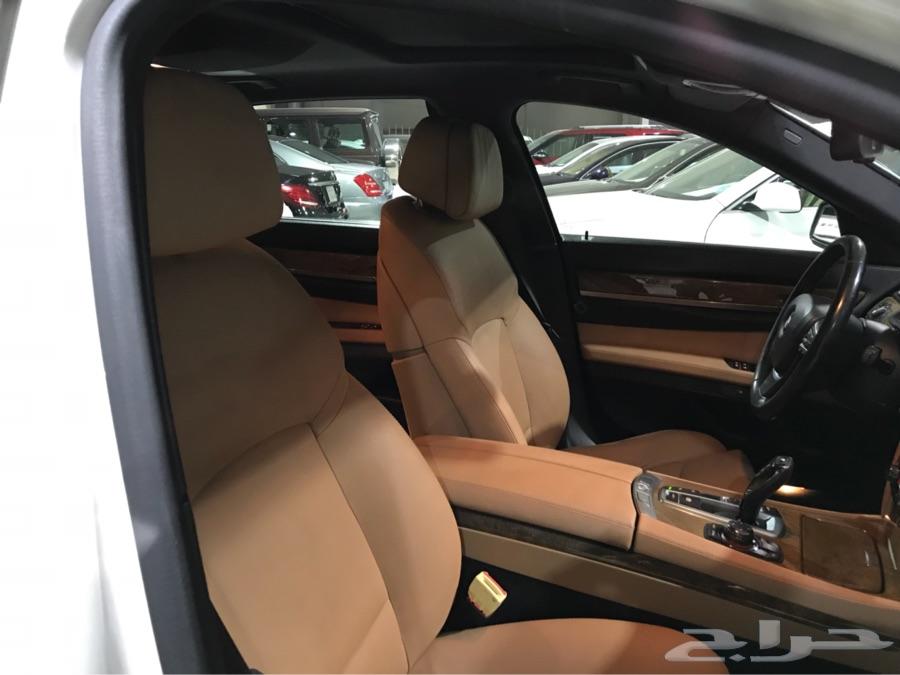 bmw740liموديل 2009 نظيفه