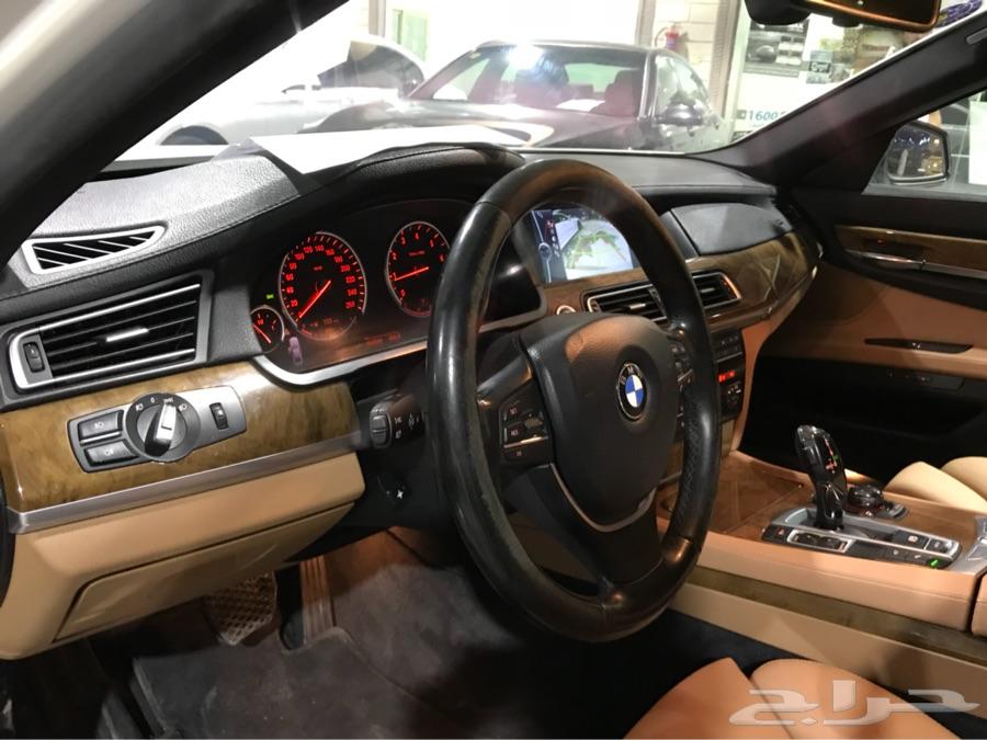 bmw740liموديل 2009 نظيفه