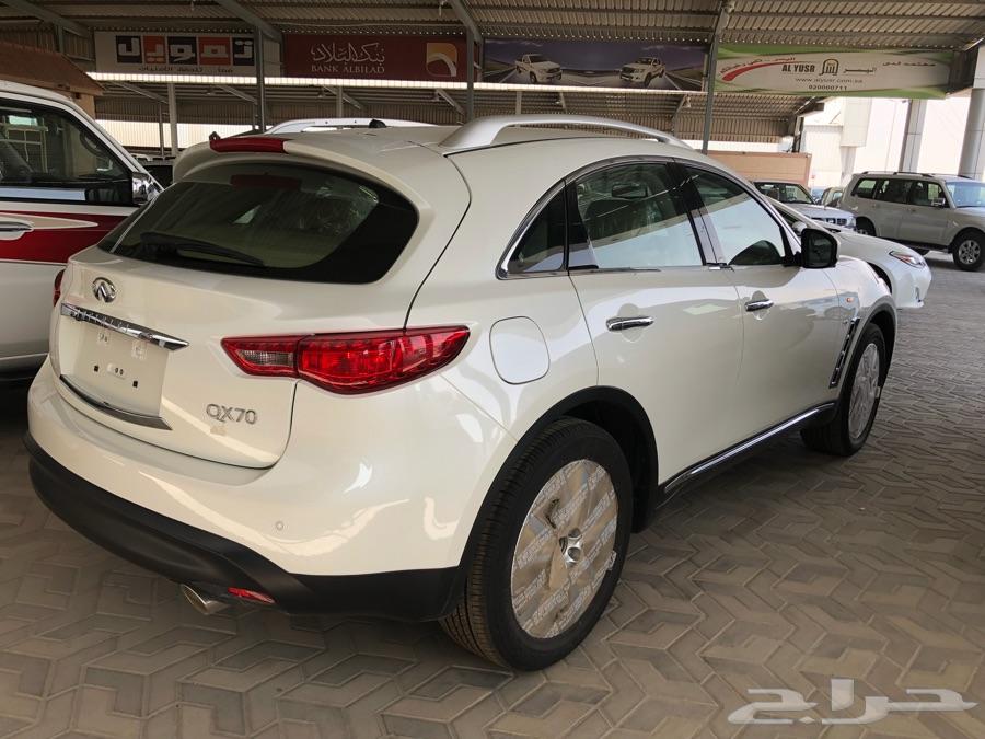 انفينتي QX70 فل كامل موديل 2017