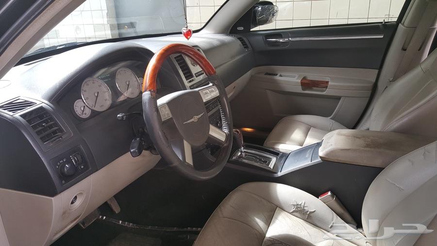 كرايزلر c300
