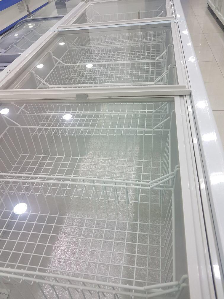 فريزر بانكول مسطح سحاب أفقي زجاج 3 متر