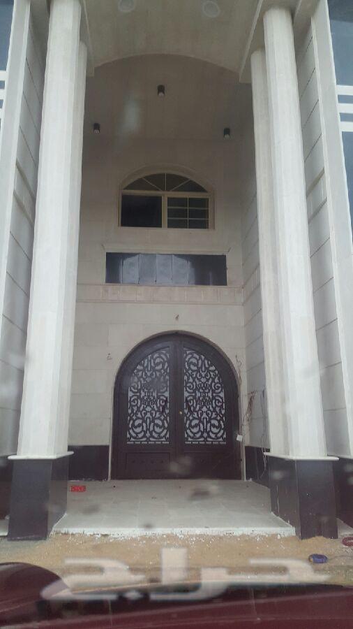 عظم بالمواد مهندس سعودي