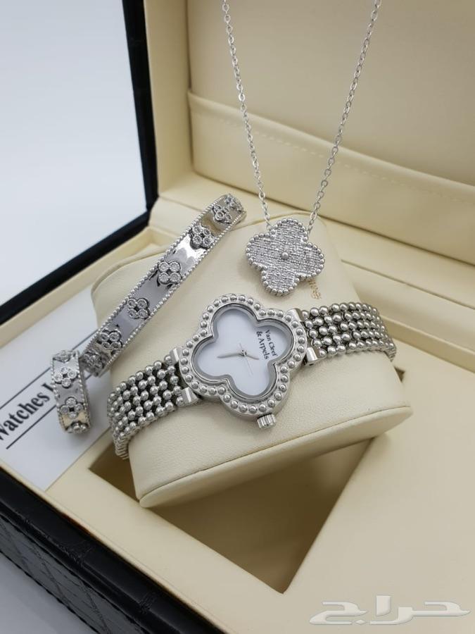 اطقم ساعات نسائيه ماركات عديده