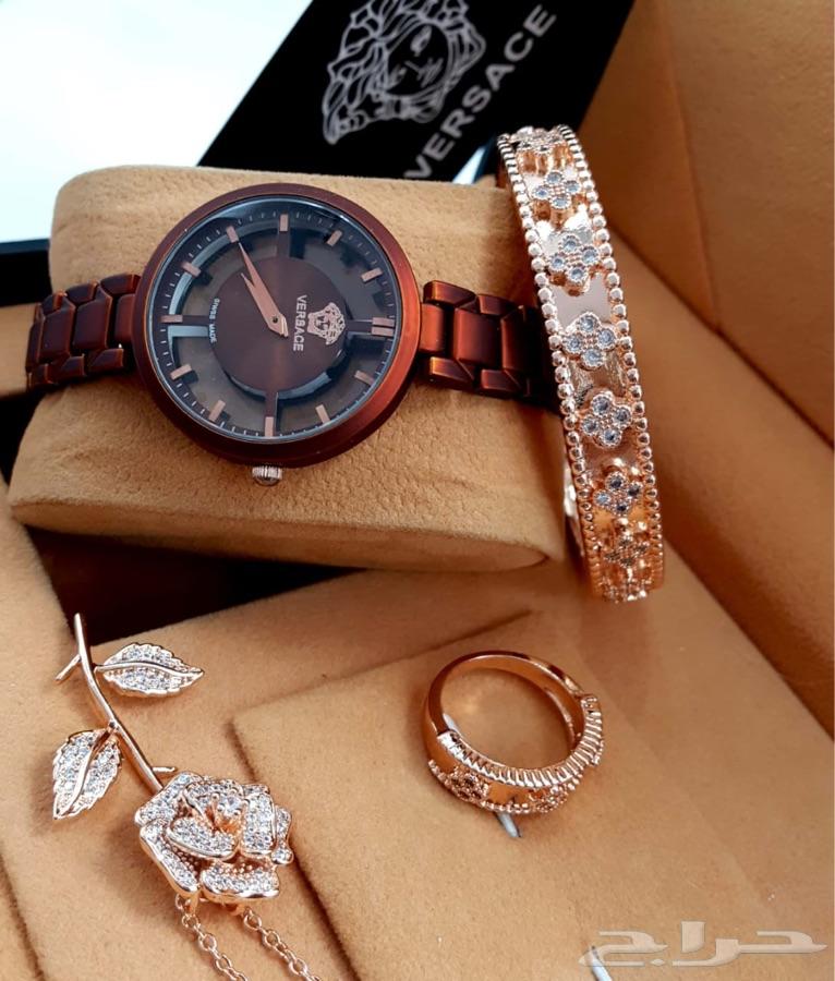 اطقم ساعات نسائيه ماركات عديده