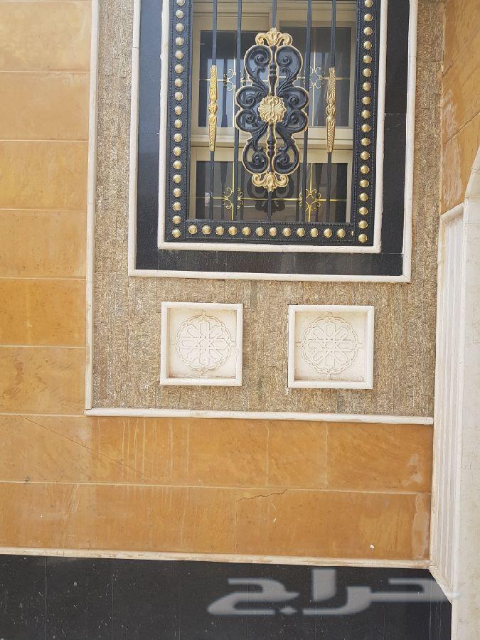 عماره فاخره فيلا روف مع شقه بمخطط المحيسن