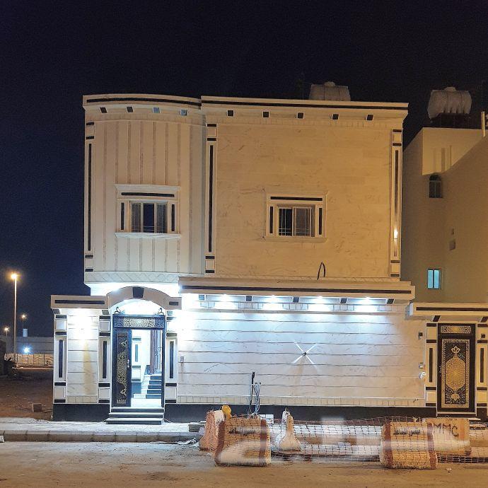 للبيع فيلا نظام شقق بمخطط المحيسن تشطيب راقي