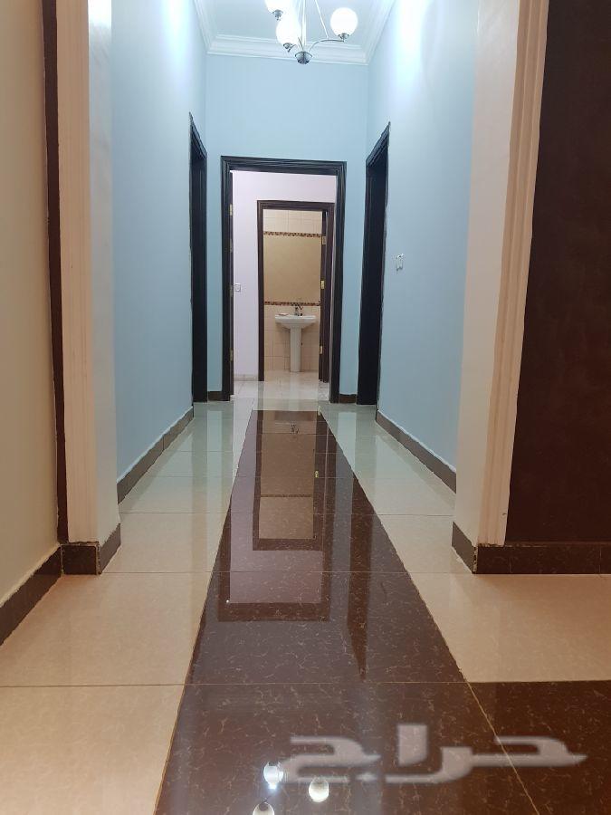 فيلا نظام شقق مساحتها 325 متر بمخطط الملك فهد