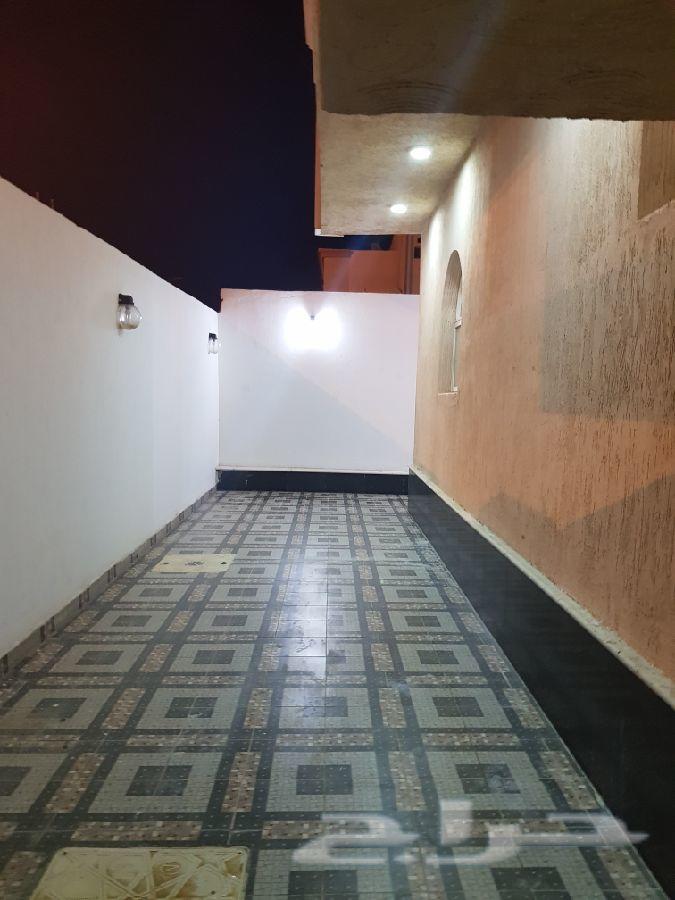 فيلا نظام شقق مساحتها 325 متر بمخطط الملك فهد
