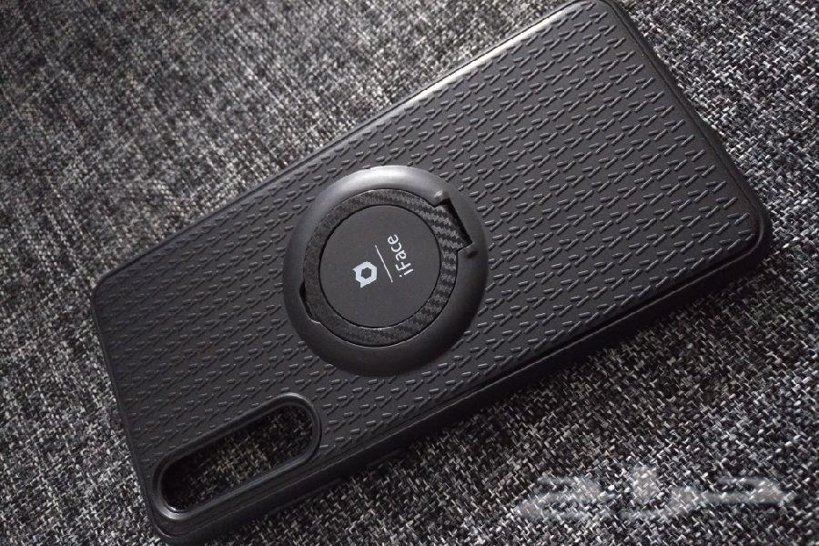 هواوي P20 PRO اسود استخدام 15 يوم باكسسواراته