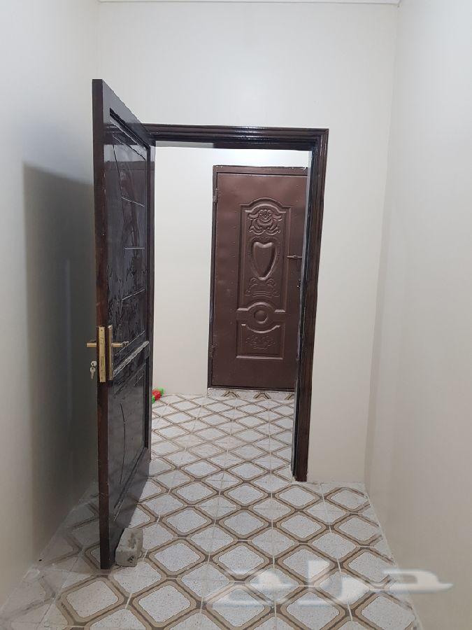 للبيع عماره سكنيه 4 شقق جديدة بمليون و200 ألف