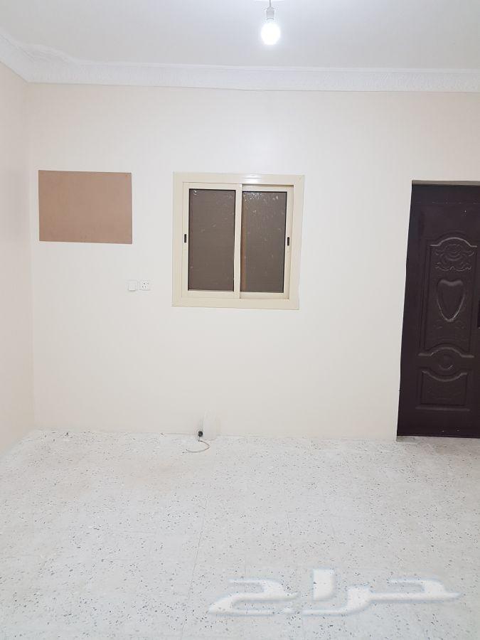 للبيع عماره سكنيه 4 شقق جديدة بمليون و200 ألف
