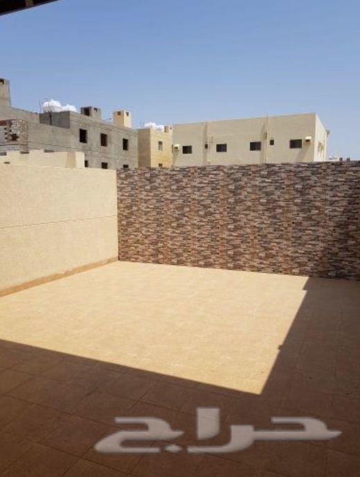فيلا نظام شقق داخل حد الحرم بمخطط الرانوناء