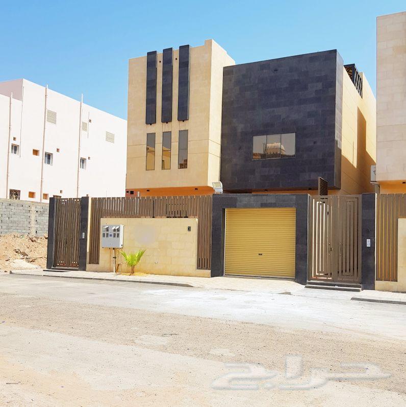 فيلا نظام شقق داخل حد الحرم بمخطط الرانوناء