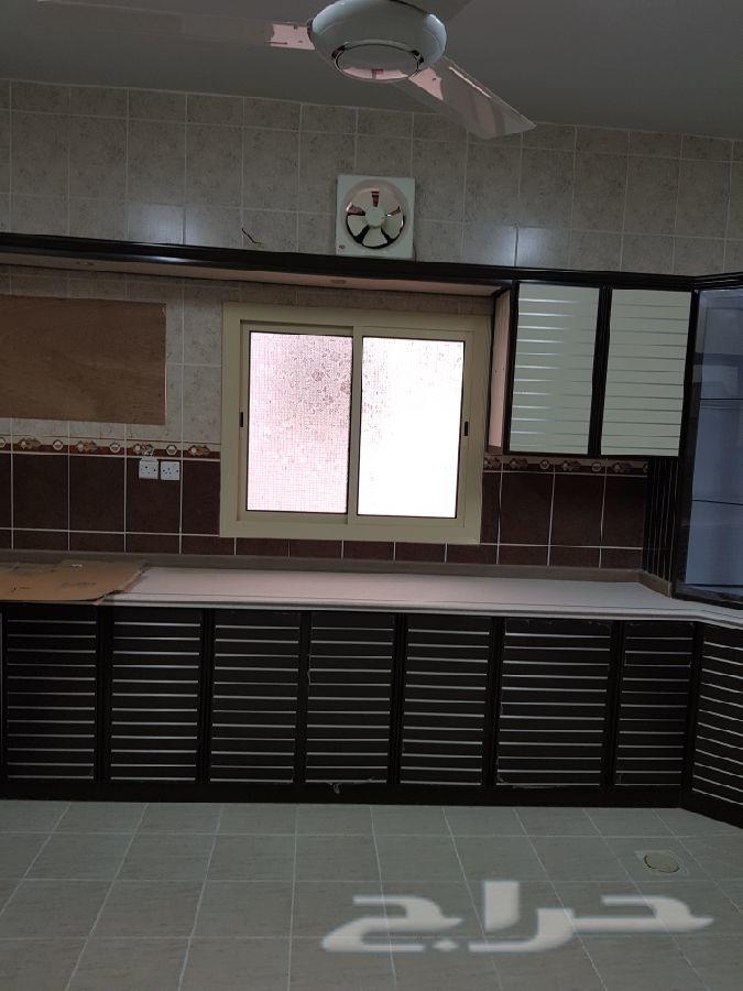 عماره سكنيه 5 شقق مساحتها 625متر بالملك فهد