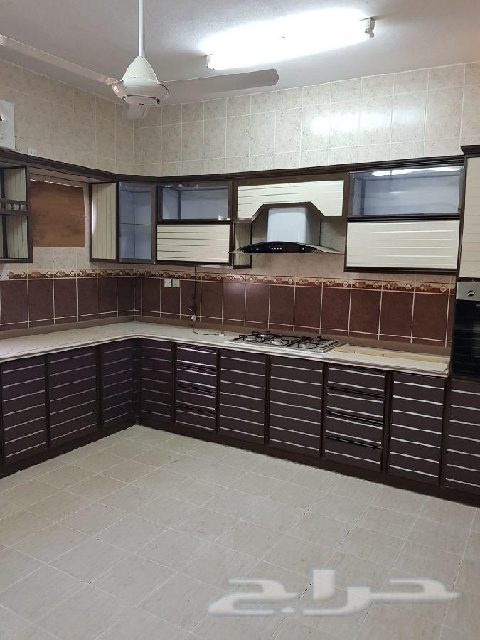 عماره سكنيه 5 شقق مساحتها 625متر بالملك فهد