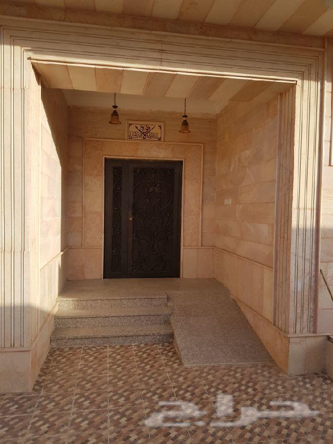 عماره سكنيه 5 شقق مساحتها 625متر بالملك فهد