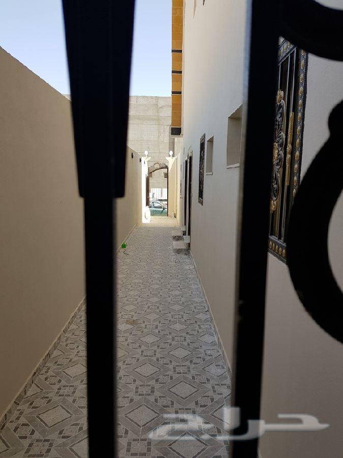 للبيع عماره فاخره تشطيب راقي بمخطط المحيسن