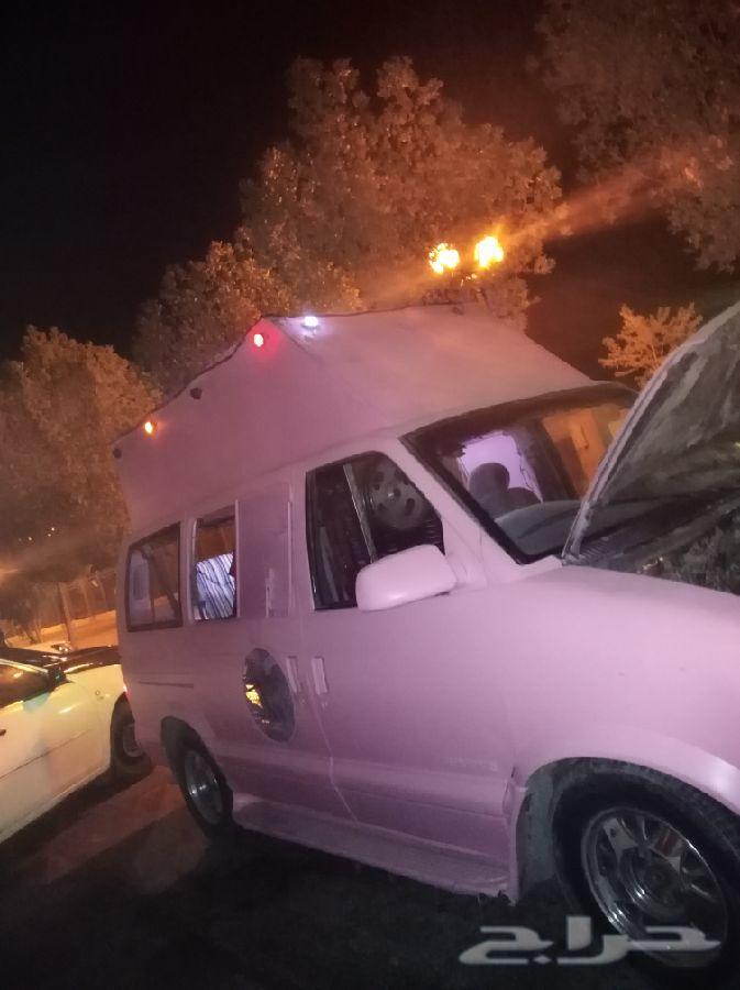 سياره ايس كريم للبيع نظيفه