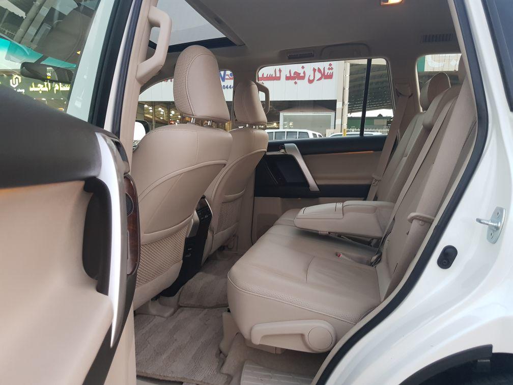للبيع برادو بريمي VXL فل كامل موديل 2011