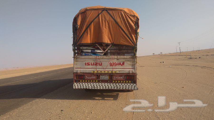 نقل عفش واثاث وبضائع وحلال وكل شي عندك