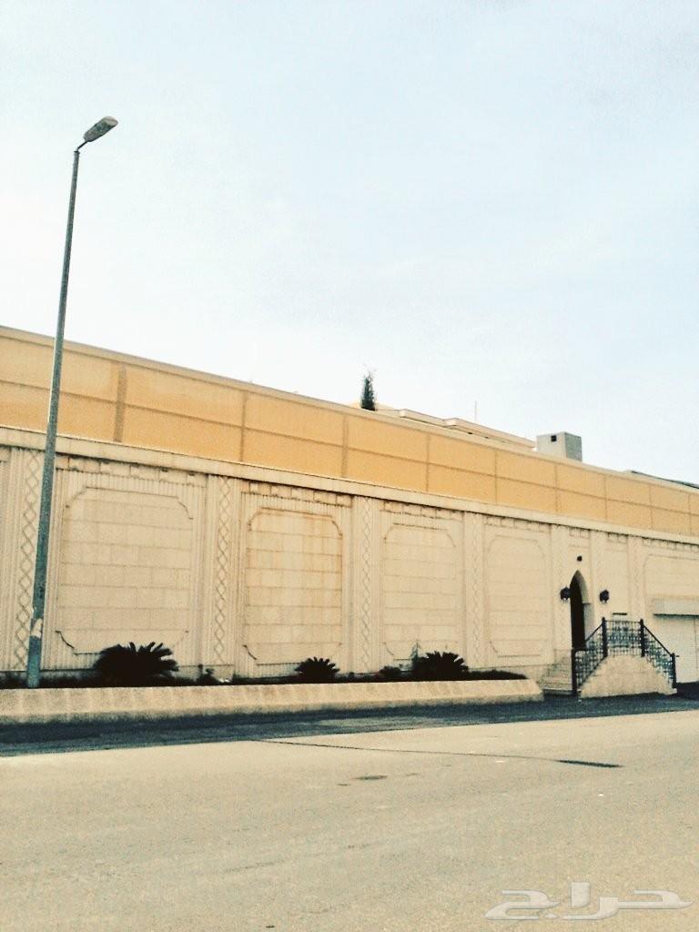 يسر مؤسسة مظلات وسواتر الرياض أن تقدم خصومات