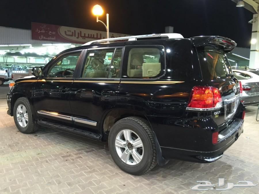 لاندكروزر 2015 GX-R اسود للتنازل
