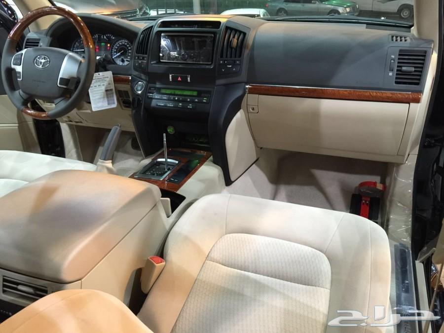 لاندكروزر 2015 GX-R اسود للتنازل