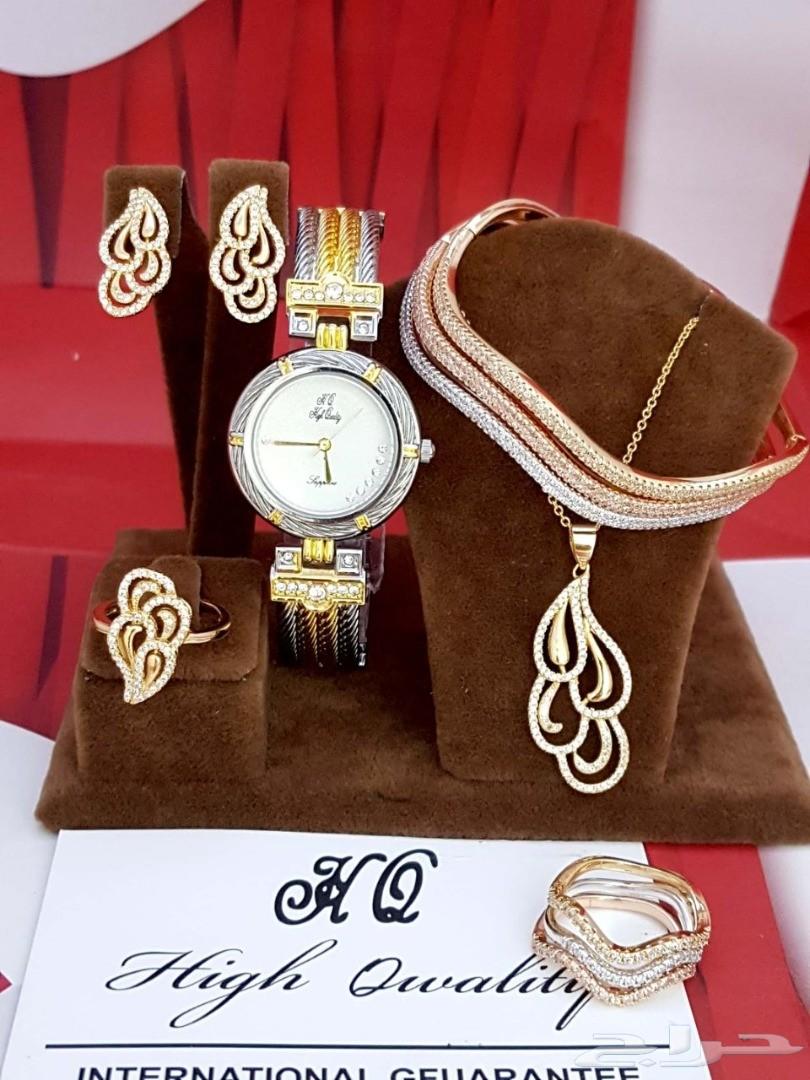 أطقم ساعات نسائية جديدة مع اكسسوارات راقية