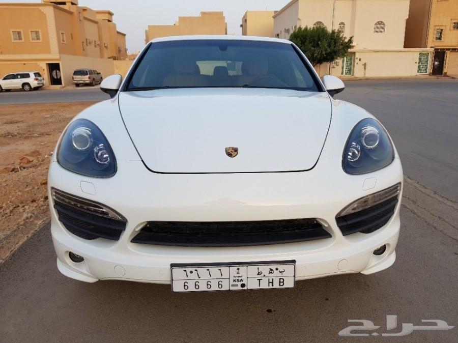 للبيع بورش s 2013 كايين مع لوحة مميزة