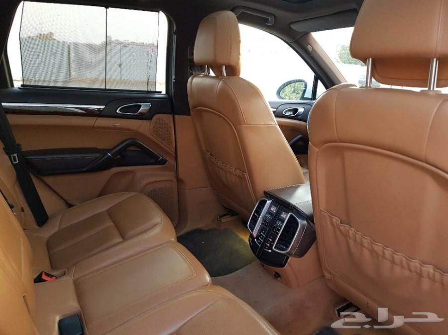 للبيع بورش s 2013 كايين مع لوحة مميزة