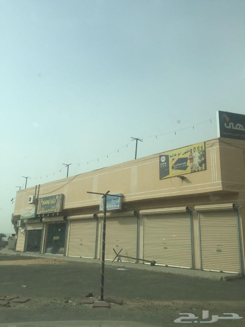 فرصه لا تعوض جميع المحلات للتقبيل والاستثمار