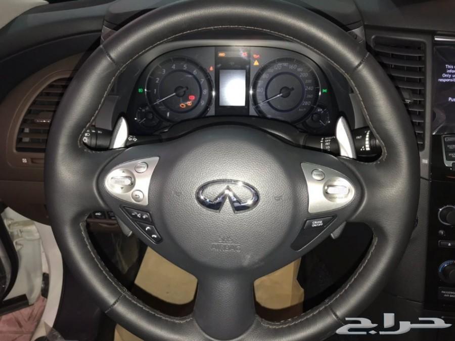 انفينتي QX 70موديل2017 ابيض شركة سما للسيارات