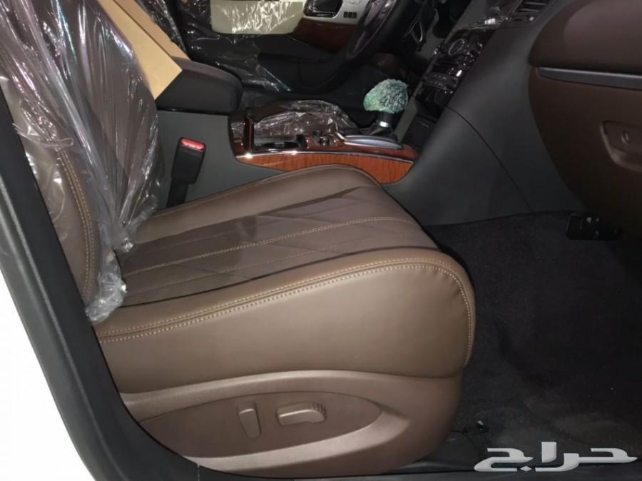 انفينتي QX 70موديل2017 ابيض شركة سما للسيارات